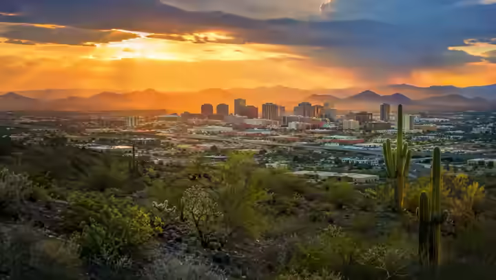 Phoenix skyline, representing the West Phoenix visit guide