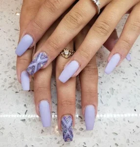 Dip gel manicure