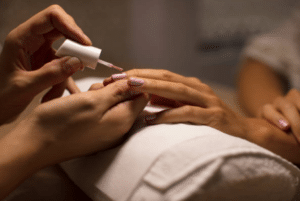 natural nail manicure